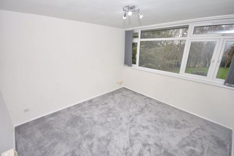 2 bedroom apartment to rent, Woodwater Lane, Exeter