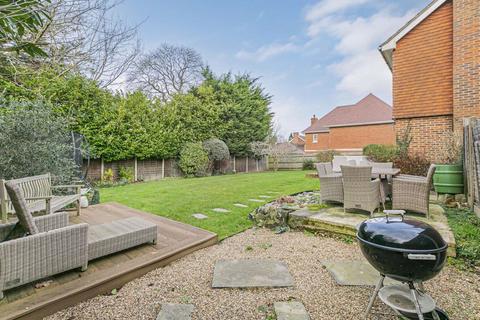 4 bedroom detached house for sale, Oaklands, Fetcham