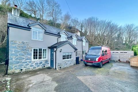 4 bedroom detached house for sale, Nant Y Felin Road, Llanfairfechan