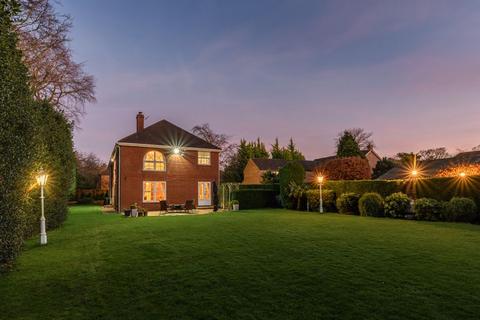 5 bedroom detached house for sale, Rectory Court, Whickham, Newcastle Upon Tyne