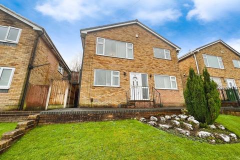 4 bedroom detached house to rent, Fryent Close, Blackrod, Bolton