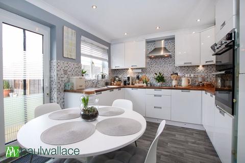 14 Canons Gate, Cheshunt, Waltham Cross, EN8 0XP