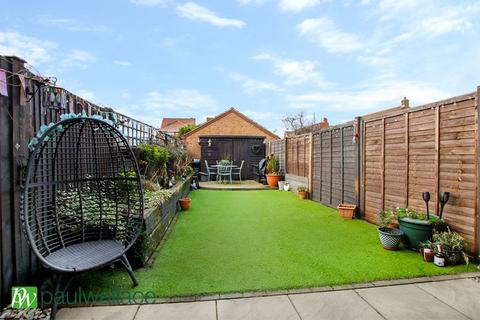 14 Canons Gate, Cheshunt, Waltham Cross, EN8 0XP