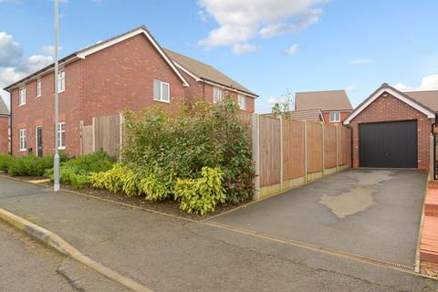 3 bedroom detached house for sale, Crossfield Drive, Redhill, Telford