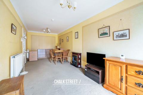 undefined, Gidea Lodge, Main Road, Gidea Park, RM2