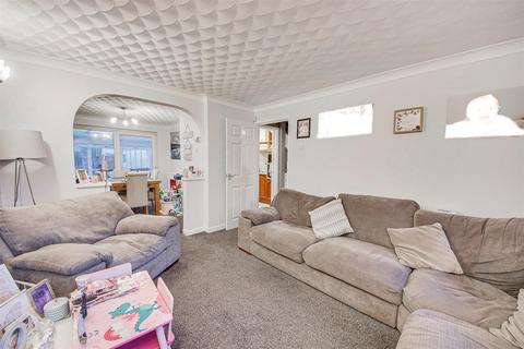 3 bedroom semi-detached house for sale, Hartland Avenue, Southport PR9