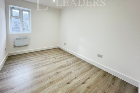 2 bedroom flat to rent, Cornwalls Meadow, Buckingham ,MK18 1NH