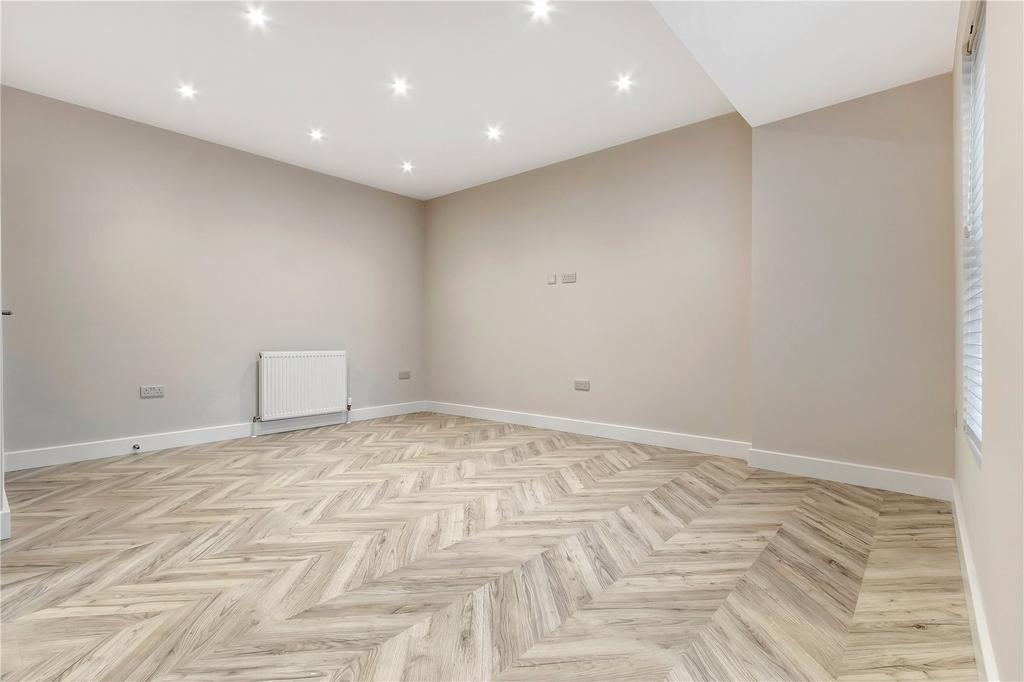 Apartment in London - View 2