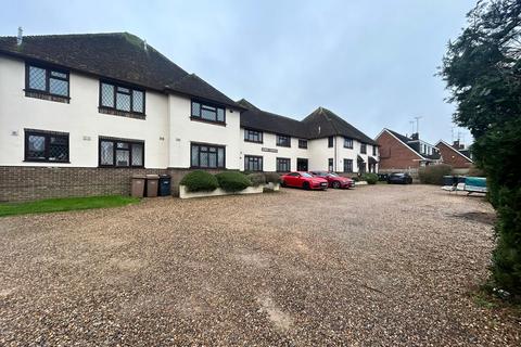 1 bedroom apartment - private parking - North Luton