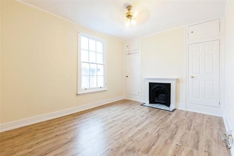 2 bedroom property to rent, London Road Cheltenham