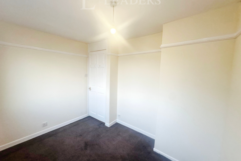 2 bedroom end of terrace house to rent, Baverstock Road, Birmingham, B14