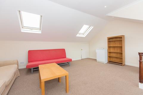 2 bedroom flat to rent, Goldhurst Terrace, NW6