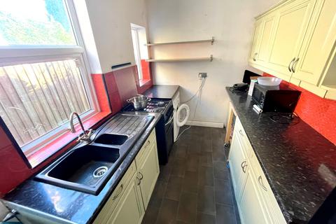 2 bedroom terraced house to rent, Abingdon Street, Derby