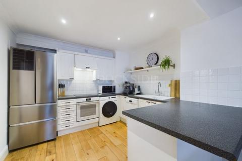 2 bedroom maisonette to rent, Burrells Wharf Square, London