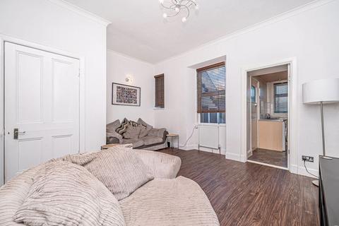 1 bedroom flat for sale, Harcourt Road, Kirkcaldy