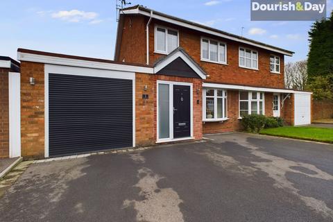 1 Kenilworth Close, Penkridge, Stafford, ST19 5HA