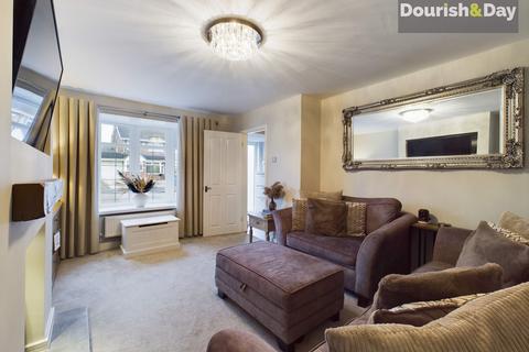 1 Kenilworth Close, Penkridge, Stafford, ST19 5HA