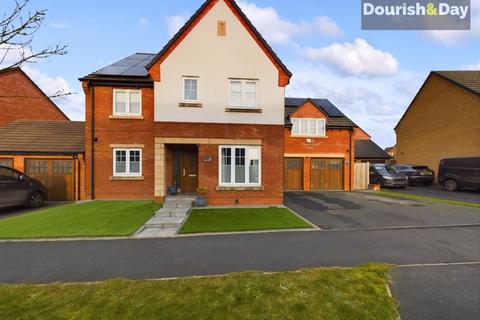 5 bedroom detached house for sale, Tulip Walk, Stafford ST20