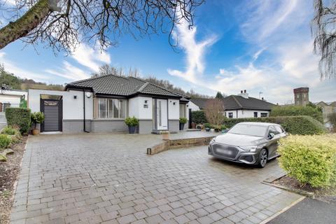 3 bedroom bungalow for sale, Crowther Avenue, Calverley, Pudsey, West Yorkshire, LS28