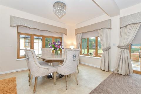 5 bedroom detached house for sale, Maidstone Road, Staplehurst TN12