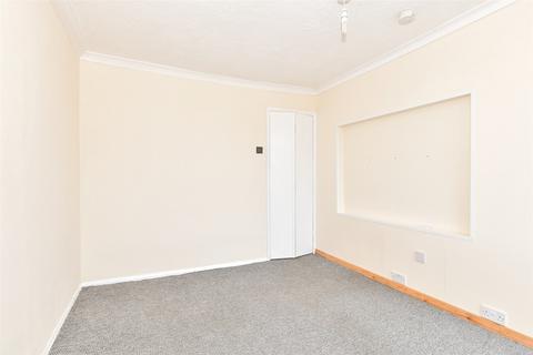 1 bedroom flat for sale, Alma Road, Sheerness, Kent