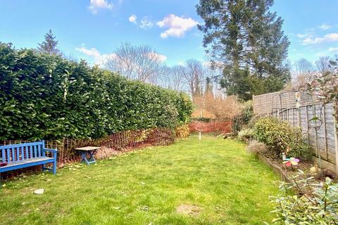 288 Croydon Road, Caterham, CR3 6QH