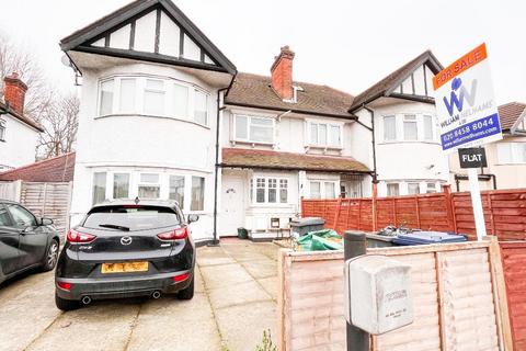 2 bedroom flat for sale, Childs Hill, London NW2