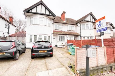 2 bedroom flat for sale, Childs Hill, London NW2