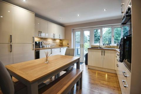 35 Beechings Close, Wisbech St Mary, Wisbech, PE13 4SS