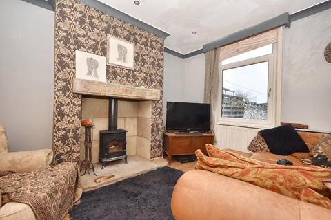 2 bedroom end of terrace house for sale, West View, Clitheroe, Lancashire, BB7 1DB