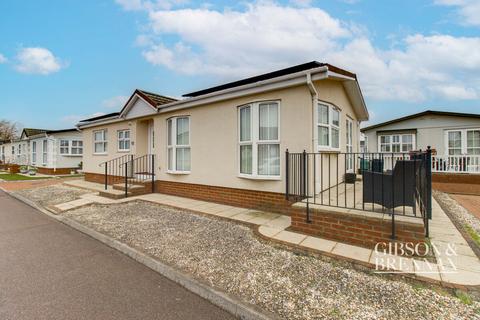 2 bedroom park home for sale, Creek Road, Canvey Island, SS8