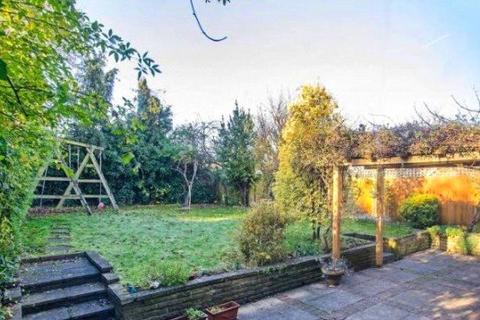 24 Brownlow Road, Croydon, CR0 5JT