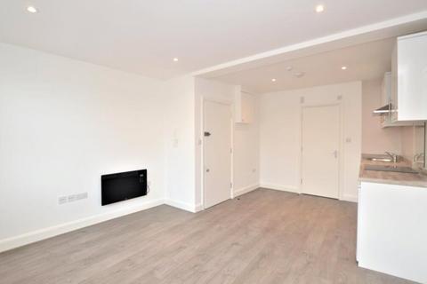 Studio to rent, New Cross Road, New Cross, London, SE14