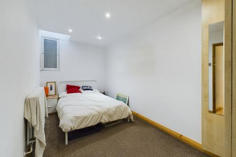 2 bedroom flat for sale, Flat D, 391 Old Ford Road, Tower Hamlets, London, E3 2LU