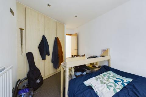 2 bedroom flat for sale, Flat D, 391 Old Ford Road, Tower Hamlets, London, E3 2LU