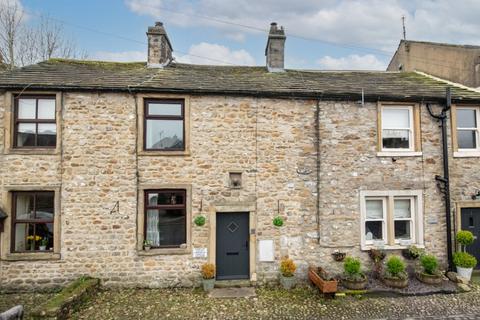 2 Bankside, Long Preston, Skipton, BD23 4NB