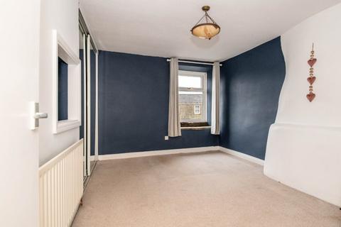 2 Bankside, Long Preston, Skipton, BD23 4NB