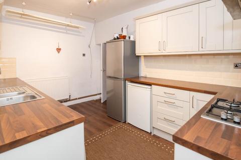 2 Bankside, Long Preston, Skipton, BD23 4NB