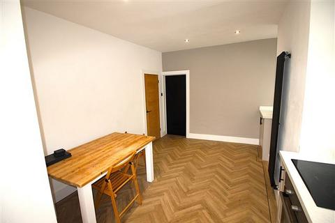 3 bedroom end of terrace house to rent, Worksop Road, Swallownest, Sheffield, ROTHERHAM, S26 4WA