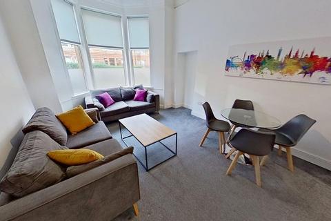 undefined, Lawrence Street, Glasgow, G11