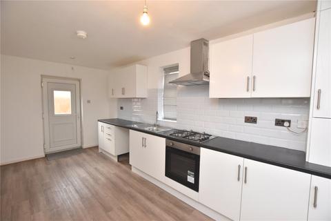 3 bedroom semi-detached house for sale, Neville Garth, Leeds, West Yorkshire