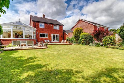 4 bedroom detached house for sale, Grange Close, Wellington, Somerset, TA21