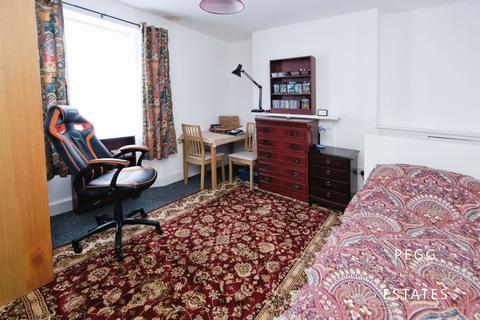 Studio for sale, 39 South Street, Torquay TQ2