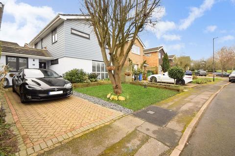 4 bedroom detached house for sale, Duncannon Crescent, Windsor, Berkshire, SL4