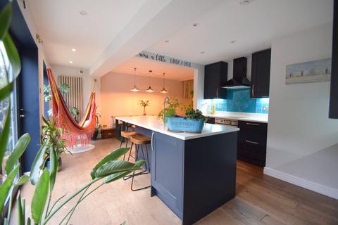 5 Duncannon Crescent, Windsor, SL4 4YP