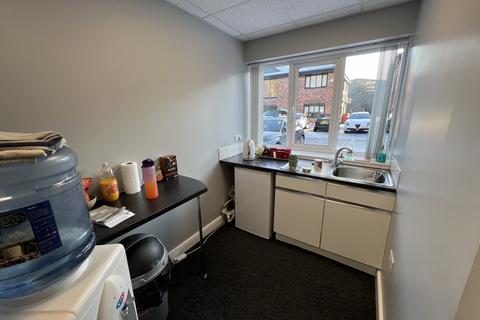 Office to rent, Unit 4, Great Cliffe Court, Dodworth Business Park, Dodworth, Barnsley, South Yorkshire, S75 3SP