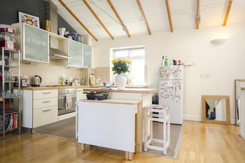 33 Bocking Street, London, E8 3GL
