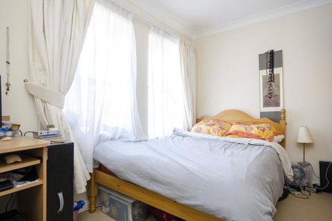33 Bocking Street, London, E8 3GL