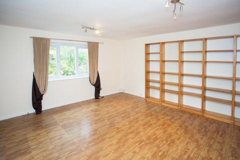 2 bedroom maisonette to rent, Vesta Avenue, Hertfordshire AL1