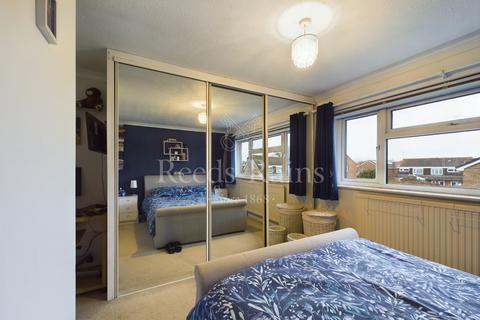 2 bedroom terraced house for sale, Reeves Close, Staplehurst TN12